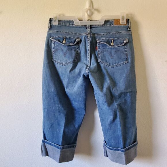 Levi's 515 Capri Jeans Womens 6 Blue Medium Wash Denim Stretch Flap Pockets - Picture 9 of 10